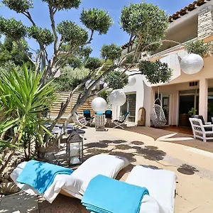 Bed & Breakfast Les D'hotes Du Grand Mornas, Carry-le-Rouet